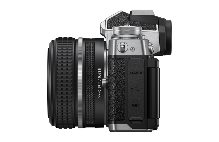 Nikon Z fc KIT Z FX 28 mm 1:2.8 Special Edition