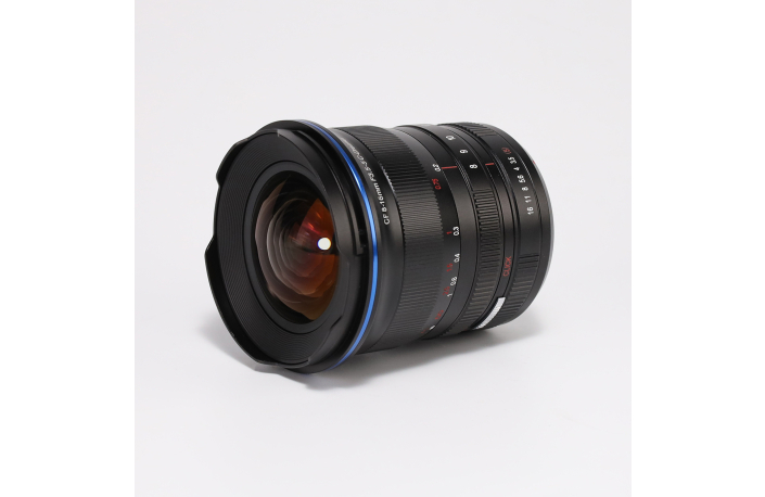 LAOWA 8-16mm f/3,5-5 Zoom CF für Fuji X