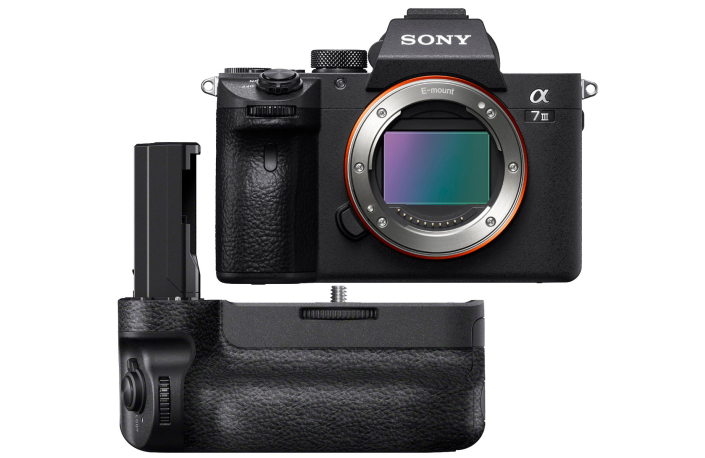 Sony Alpha ILCE-7 III Kit mit Handgriff VG-C3EM