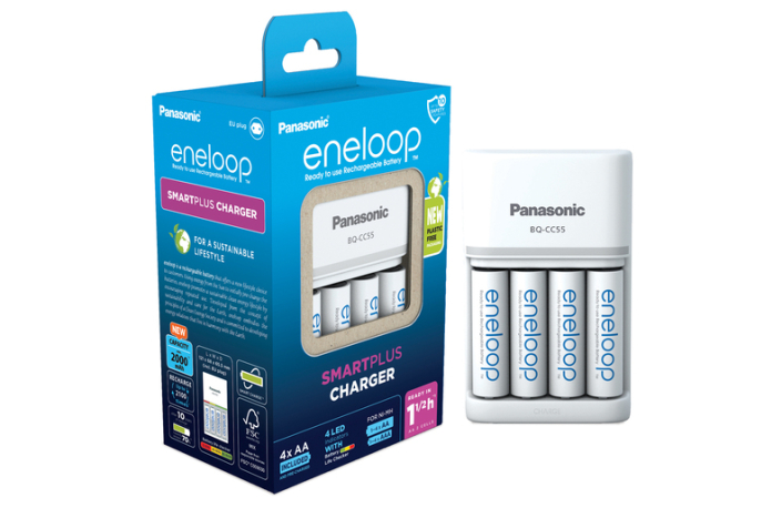 Panasonic eneloop Ladegerät BQCC55 inkl. 4xAA 2000 mA,  Smart & Quick