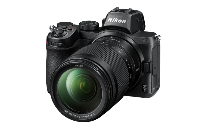 Nikon Z5 KIT Z 24-200 mm f/4.0-6.3 VR