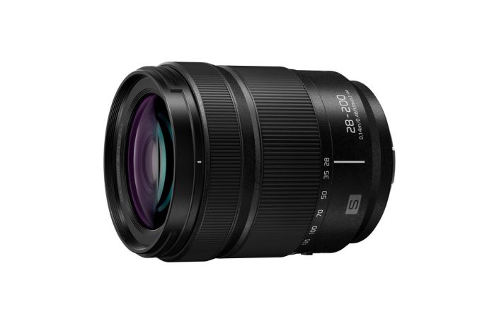 Panasonic Lumix S 28-200mm F4-7.1 Macro OIS