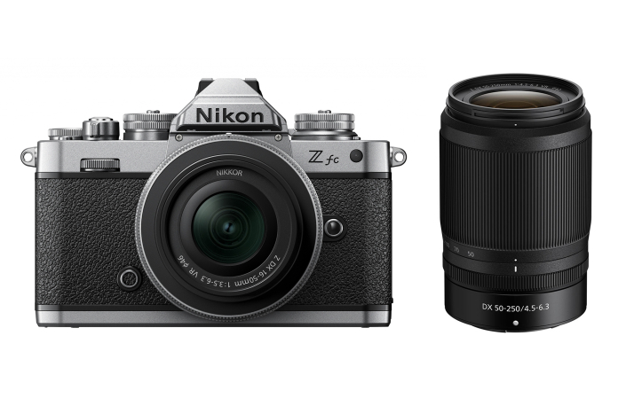 Nikon Z fc KIT Z DX 16-50 mm 1:3.5-6.3 VR (SE) + Z DX 50-250 mm 1:4.5-6.3 VR