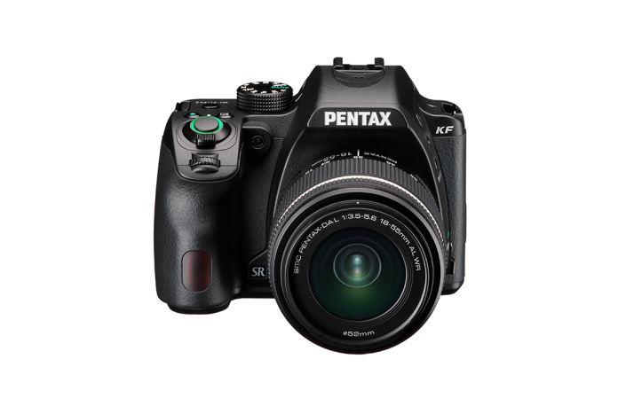Pentax KF Kit + 18-55 WR