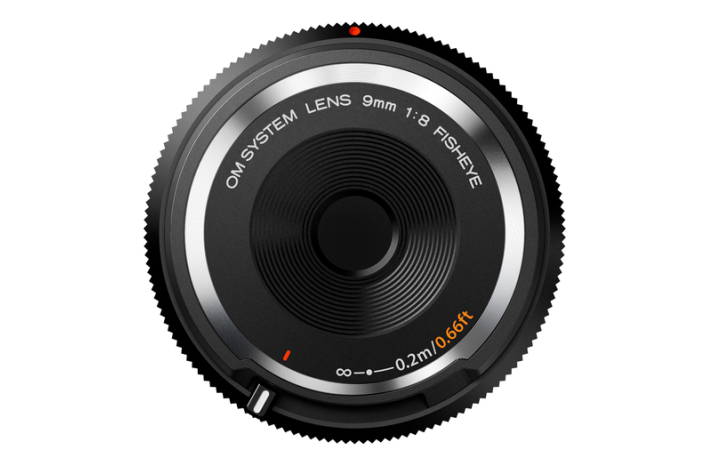 OM System 9 mm F8 Body Cap Lens Fisheye schwarz