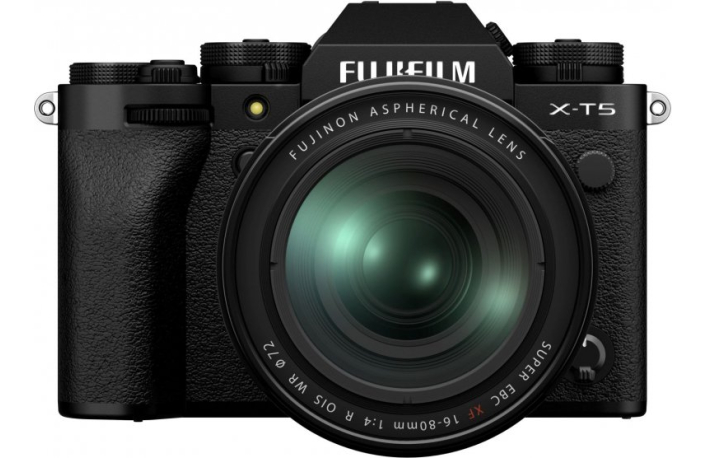 Fujifilm X-T5 schwarz + XF 4,0/16-80 mm R OIS WR