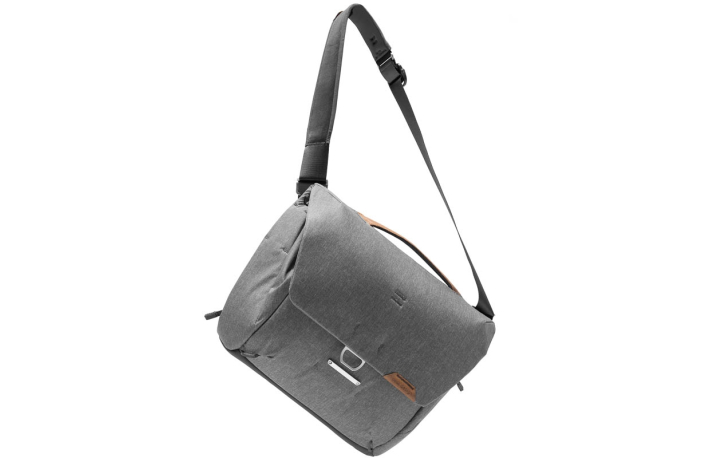 Peak Design Everyday Messenger V2 13 Liter - Ash (Hellgrau)