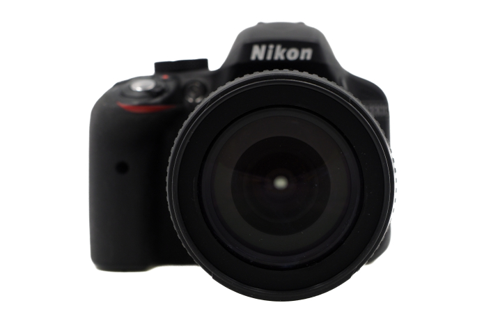 Nikon D3300 + AF-S 18-105 G ED - gebraucht