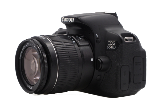 Canon EOS 650D + EF-S 18-55mm 3,5-5,6 III - gebraucht