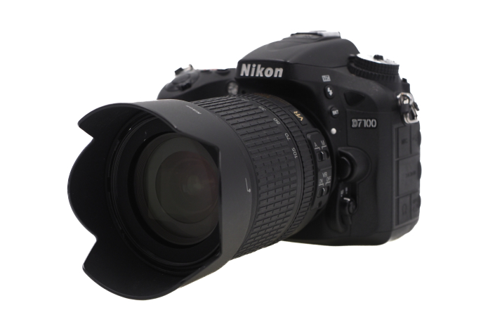 Nikon D7100 + AF-S 18-105mm 3,5-5,6 DX Nikkor G ED VR - gebraucht