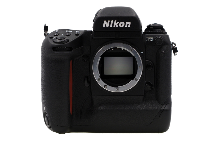 Nikon F5 Gehäuse mit Databack MF-28- gebraucht