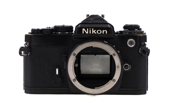 Nikon FE Gehäuse silber - gebraucht