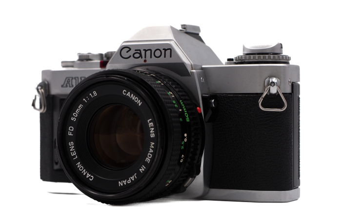 Canon AV-1 + FD 50/1,8 - gebraucht