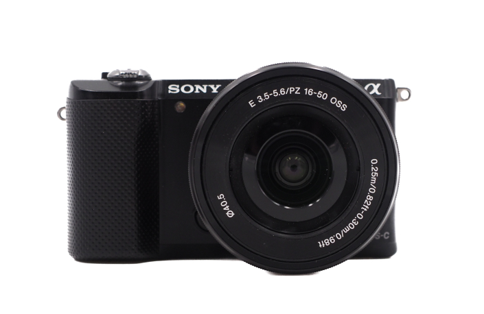 Sony Alpha 5000 + SEL 16-50mm 3,5-5,6 OSS PZ - gebraucht