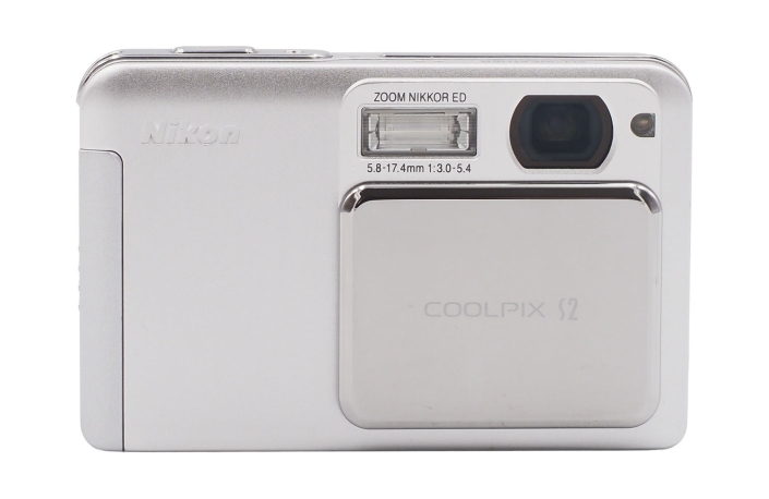 Nikon Coolpix S2 silber - gebraucht