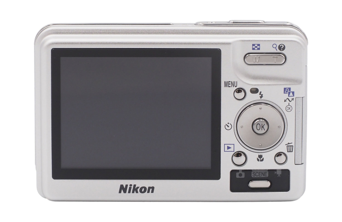 Nikon Coolpix S2 silber - gebraucht