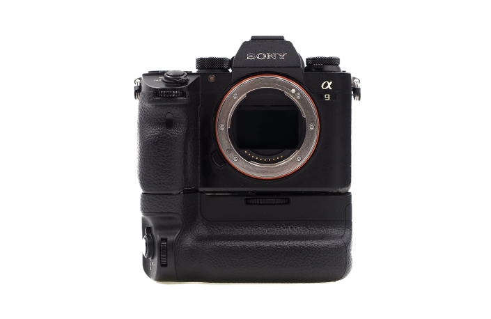 Sony Alpha 9 Gehäuse und VG-C3EM Griff- gebraucht