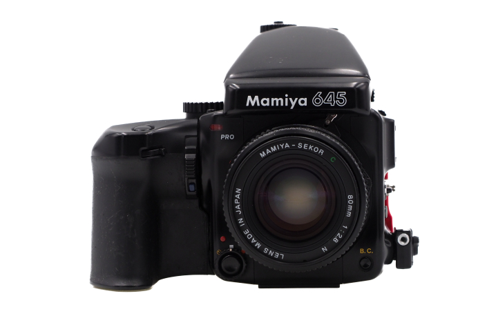 Mamiya 645 Pro + 80mm 2,8 Sekor C + AE-Prisma + Lichtschacht + Magazin & Winder - gebraucht -