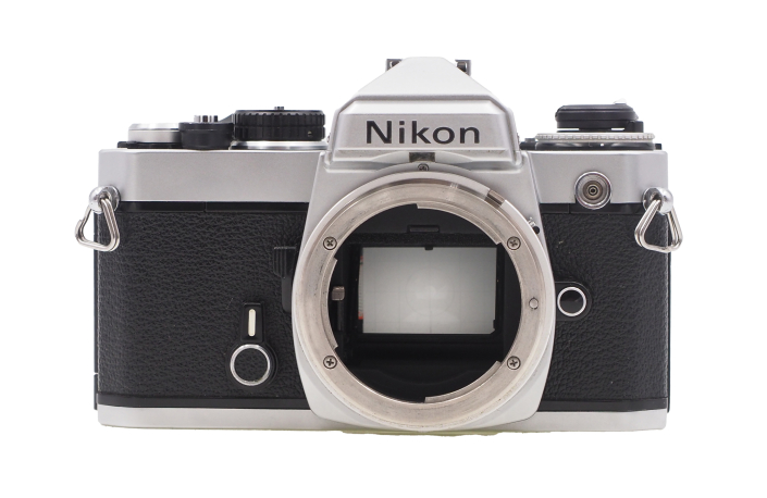 Nikon FE Gehäuse silber - gebraucht