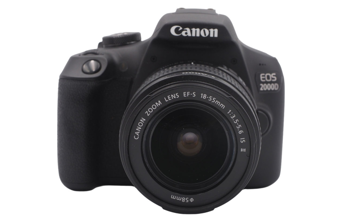 Canon EOS 2000D + 18-55mm 3,5-5,6 IS II