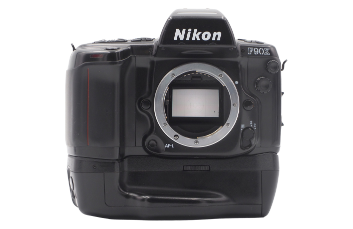 Nikon F90X Gehäuse + MB-10 Batteriegriff - gebraucht