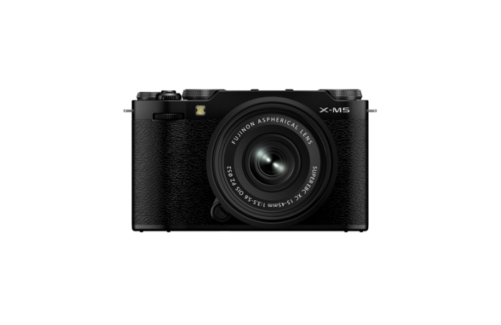 FUJIFILM X-M5 + 15-45 mm XC schwarz, OIS PZ, Kamerakit