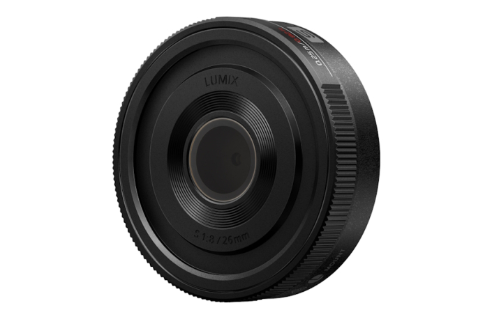 Panasonic Lumix S 26mm F8, Pancake