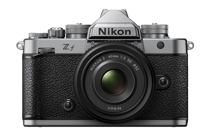 Nikon Zf silber Kit + Z 40/2.0 SE